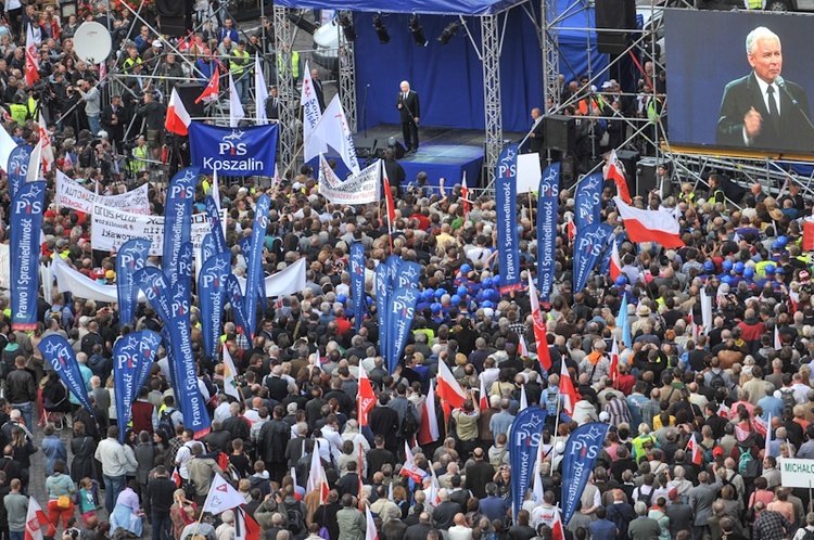 Marsz „Obudź się Polsko” Fotogaleria cz. 2