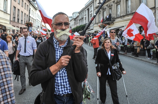 Polska się budzi