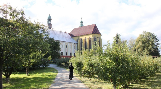 SOS dla pocysterskiego klasztoru w Trzebnicy