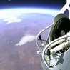 Skoczy ze stratosfery