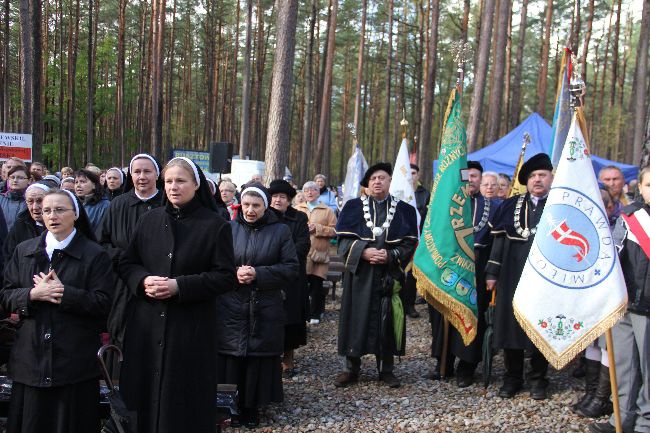 Uroczystość uczczenia kapłanów zamordowanych w Piaśnicy