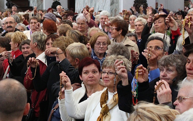 Bardo – pielgrzymka Róż Różańcowych