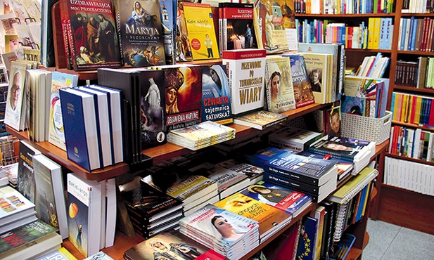  Księgarze zgodnie przyznają, że książki są dla wielu potencjalnych czytelników za drogie