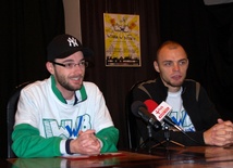 Grzegorz Gębski (z lewej) i Łukasz Wieczorek ze wspólnoty Dobrego Łotra opowiadali o imprezie, która już 13 października odbędzie się w Radomiu 