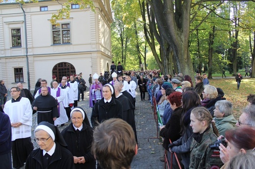 Tłumy żegnały śp. Marię Krystynę Habsburg w Żywcu