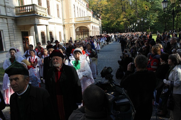 Tłumy żegnały śp. Marię Krystynę Habsburg w Żywcu