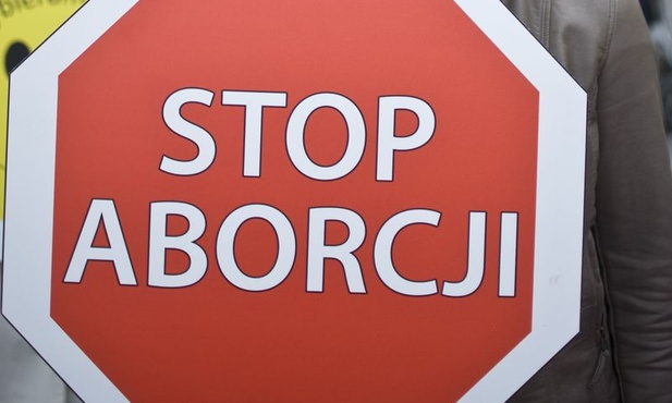 4 tys. osób w Marszu dla Życia i Rodziny