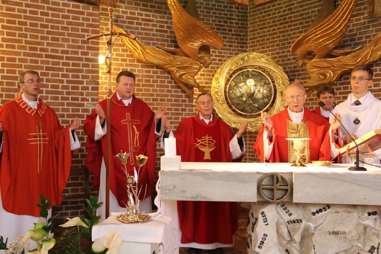 Parafia św. Maksymiliana otrzymała relikwie swego patrona 