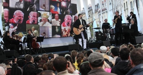 XII Dzień Papieski w Warszawie