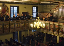 Podczas inauguracji LSO odbył się koncert wokalno-organowy w wykonaniu Polskiego Chóru Kameralnego „Cantus Polonicus” i grającego na organach Bartłomieja Stankowiaka 