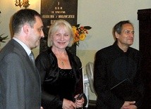  Podczas ostatniego koncertu w Niemcach wystąpili artyści Robert Grudzień, Halina Łabonarska i Jerzy Zelnik