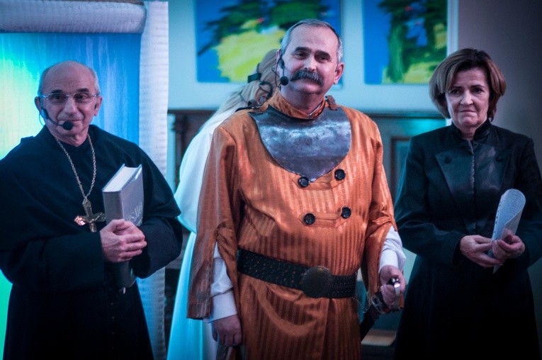 Przedstawienie Teatru Rapsodycznego w IKCh w Olsztynie