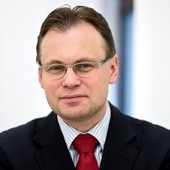 Sejm znowelizował ustawę o IPN