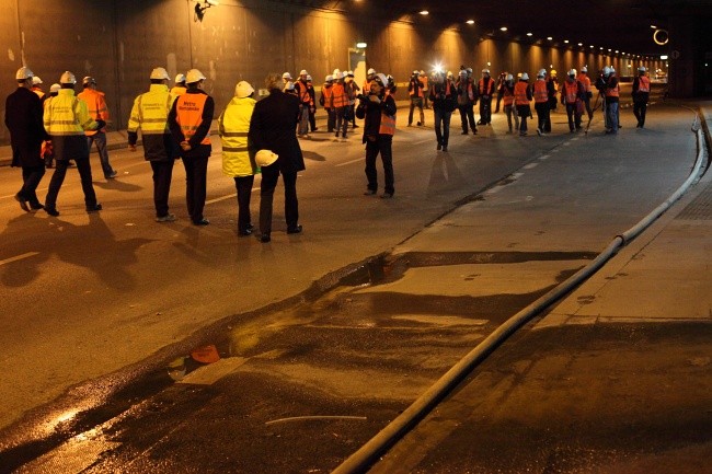 Tak naprawiają tunel Wisłostrady