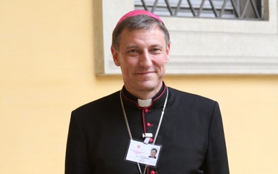 Abp Stankiewicz krytycznie o dokumencie synodu