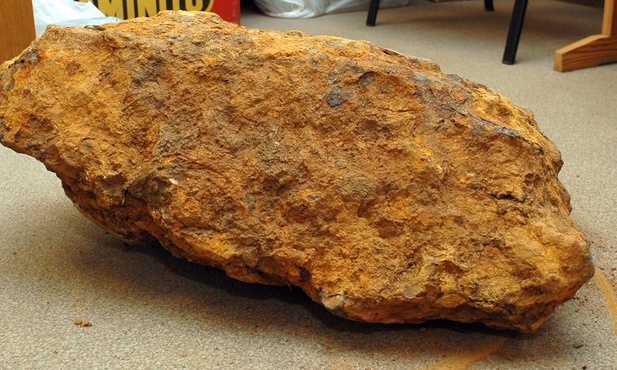 Meteoryt 164. kilogramowy znaleziony w rezerwacie Moraska 6 lat temu