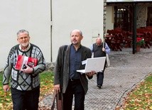  Ojciec Peter Malone MSC (z lewej)  i ks. Marek Lis, organizator konferencji w Kamieniu Śl.