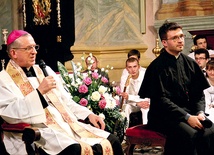 Biskup Cisło chętnie odpowiadał młodym