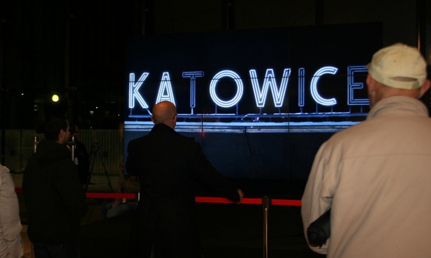 2 pociągi prawie zderzyły się w Katowicach