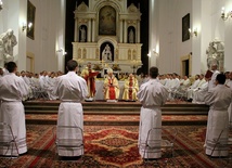 30 października w kościele św. Augustyna na Muranowie kard. Kazimierz Nycz udziellił święceń diakonatu czterem seminarzystom Redemptoris Mater