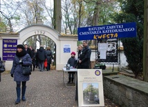 Ratują zabytki katedralnej nekropolii 