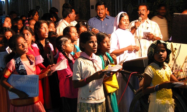 Kościół w Indiach przed Synodem