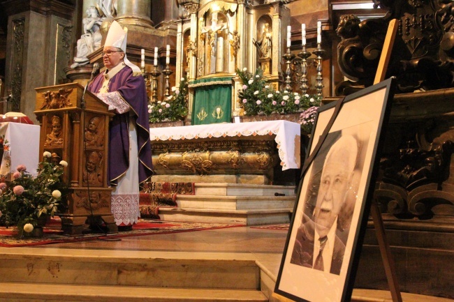 Msza św. w intencji śp. prezydenta Ryszarda Kaczorowskiego