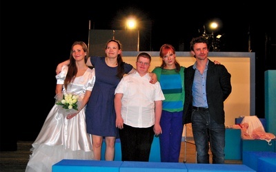 Wzruszony Andrzejek Kiełbasa dziękował aktorom w imieniu dzieci z zespołem Downa