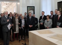 Makietę muzeum obejrzał jako pierwszy prezydent Komorowski