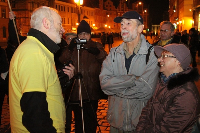 Pikieta obrońców życia na wrocławskim Rynku