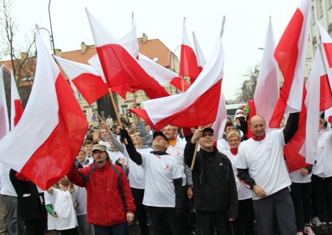 Bieg cieszył się dużym zainteresowaniem, zwłaszcza dzieci i młodzieży