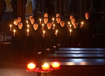 Papież: Muzyka sakralna może wspierać wiarę