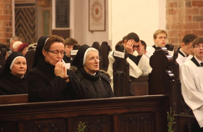 Eucharystia za zmarłych biskupów