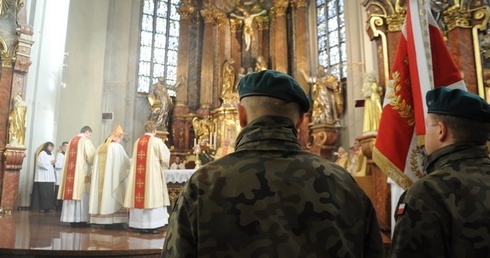 Pamięć o cichych i anonimowych bohaterach