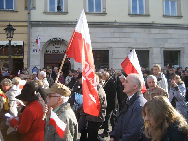 Świętowanie niepodległości na krakowskim Rynku Głównym