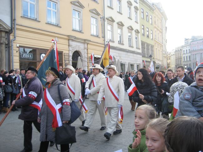 Świętowanie niepodległości na krakowskim Rynku Głównym