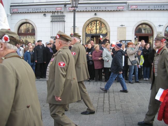 Świętowanie niepodległości na krakowskim Rynku Głównym