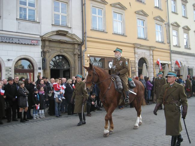 Świętowanie niepodległości na krakowskim Rynku Głównym