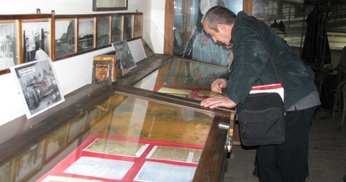 Strzał w Jedenastkę. Tak patriotyzmu uczą w Katowicach