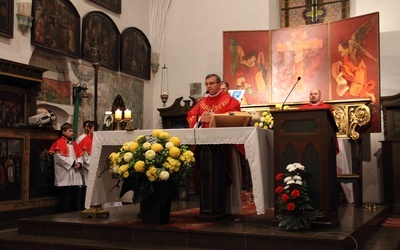 Ks. prał. Jarosław Cielecki odprawił Mszę Świętą w pruszczańskim kościele Podwyższenia Krzyża Świętego