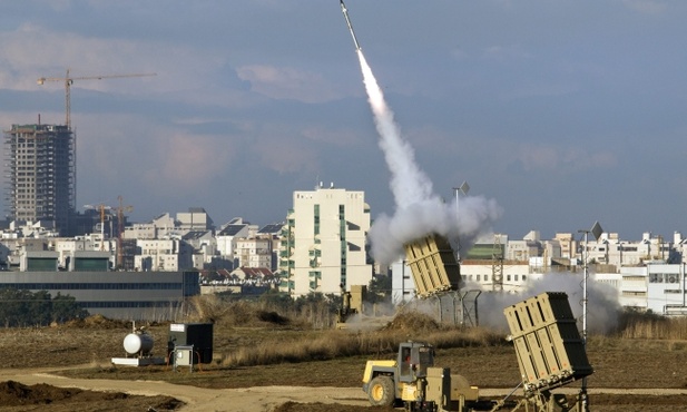 Izrael bombarduje Strefę Gazy