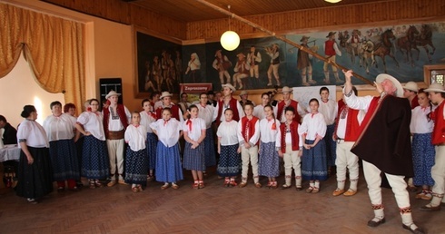 Na święcie koniakowskich górali nie mogło zabraknąć trombity