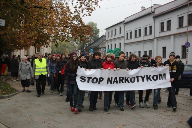 Marsz "Stop narkotykom" w Bielsku-Białej