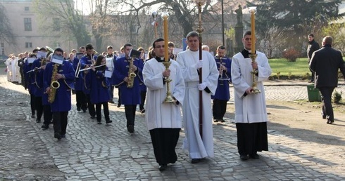 Obtuniczyny i jubileusz kardynała w Henrykowie