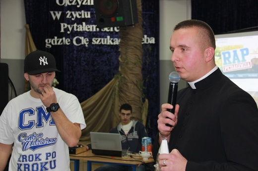 Świadectwo Dobromira Makowskiego w Gimnazjum w Witoni