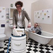 Daria Kieraszewicz i Adam Bujny mówią, że prowadzenie muzeum mydła  to dla nich czysta przyjemność