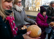  „Elżbietki” były rozdawane parafianom po każdej Mszy św.