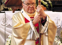 Abp Marian Gołębiewski 