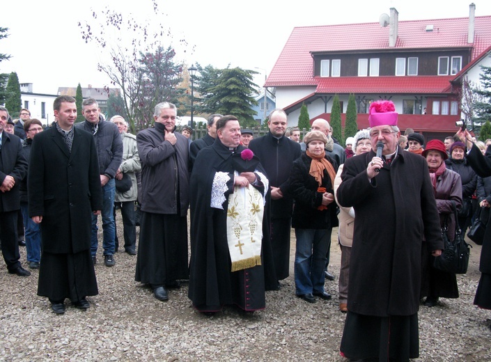 Nowy kościół w Chwaszczynie ma już wiechę