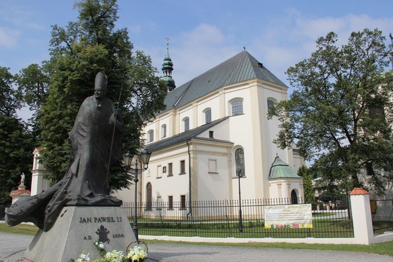 Bazylika katedralna w Łowiczu została wpisana na Listę Pomników Historii